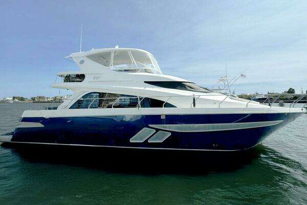 Picture Of: 2007 Marquis 55 LS SUNLINE