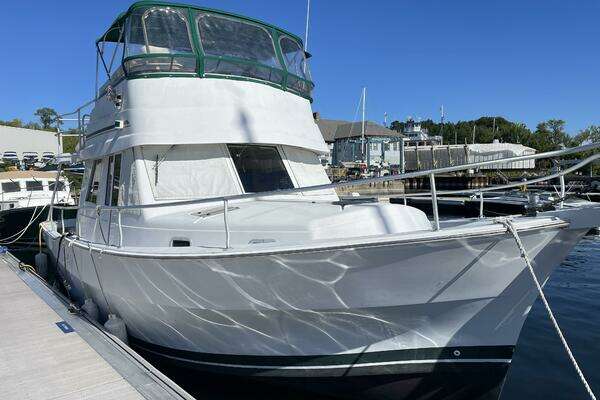 Picture Of: 2000 Mainship 390 RECOVERY