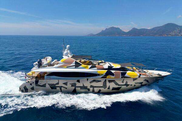 Picture Of: 2007 Peri Yachts Peri 29 QUANTUM