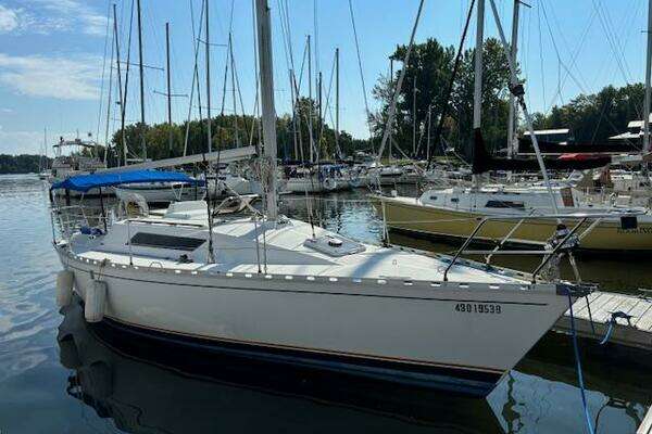 Picture Of: 1984 Beneteau  BIMINI
