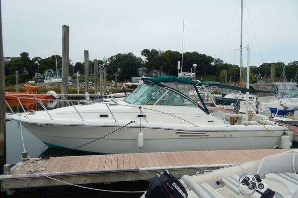 Picture Of: 1998 Pursuit 3000 Express Fish'n Fools