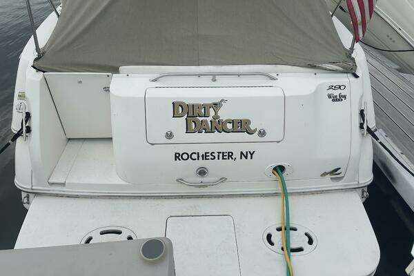 Picture Of: 2000 Sea Ray 290 Dirty Dancer