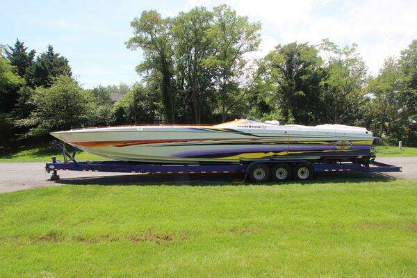 Picture Of: 2001 Cigarette Rough Rider 