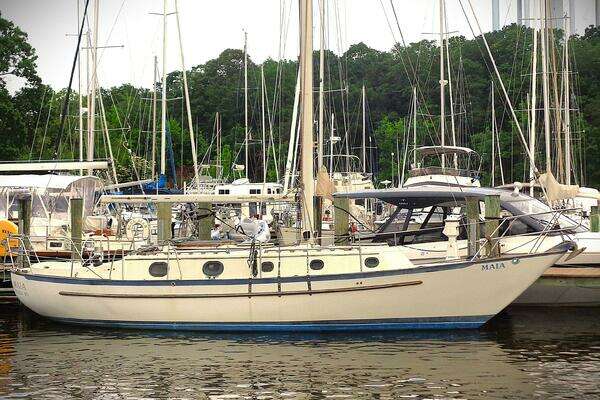 Picture Of: 1983 Pacific Seacraft 37 MAIA