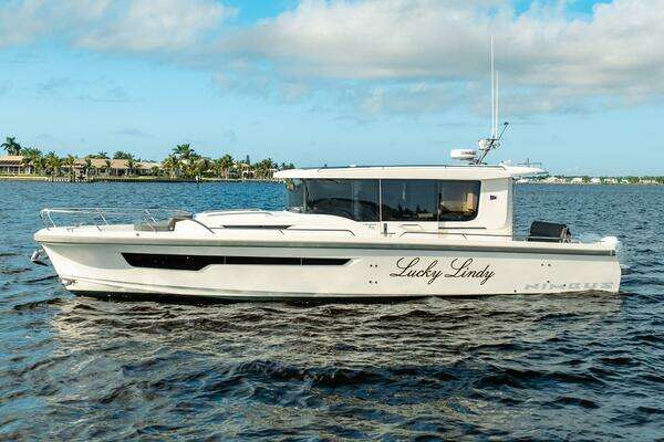 Picture Of: 2021 Nimbus C-11 Lucky Lindy