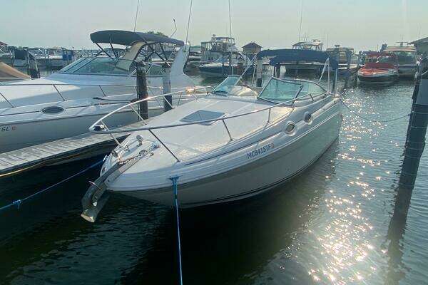 Picture Of: 2000 Sea Ray 260 Sundancer Happy Hours