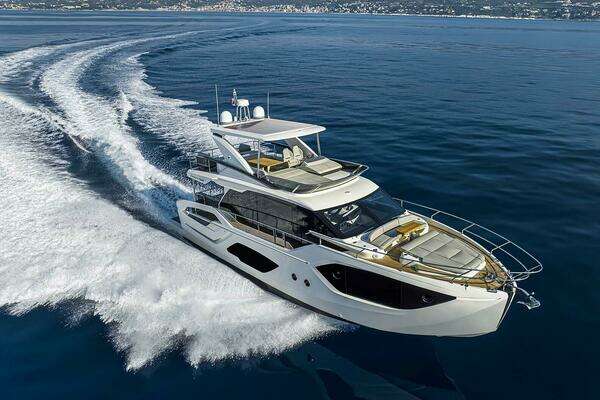 Picture Of: 2027 Absolute 52 Fly 