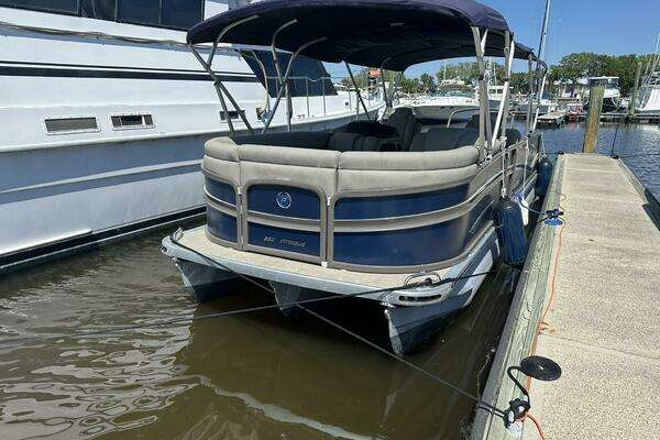 Picture Of: 2023 Premier 250 INTRIGUE RL 