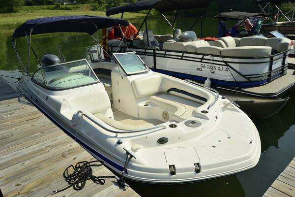 Picture Of: 2011 Hurricane SunDeck 217 OB 