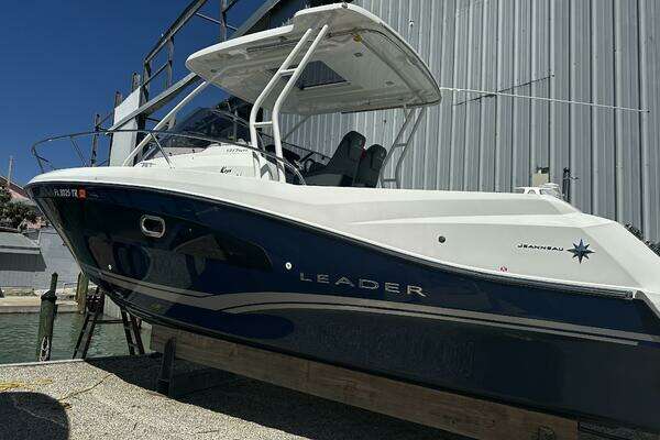 Picture Of: 2024 Jeanneau 9.0 Leader 