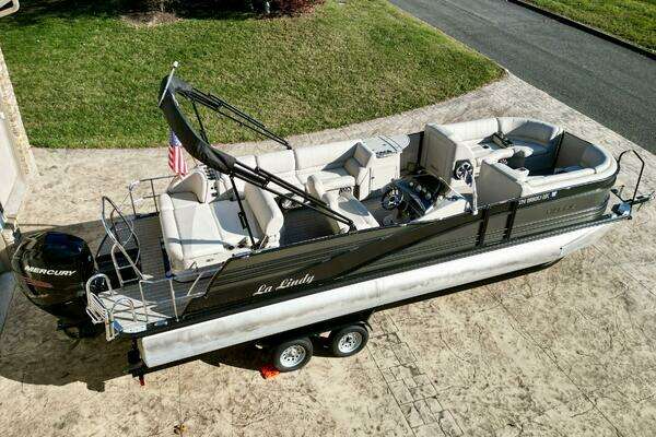 Picture Of: 2016 Harris Grand Mariner 250 SLEC Tritoon 