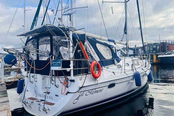 Picture Of: 2008 Hunter 45DS Fré Moment