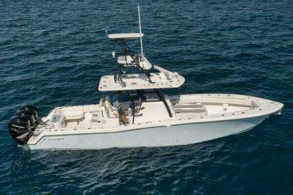 Invincible 2022 36 Open Fisherman