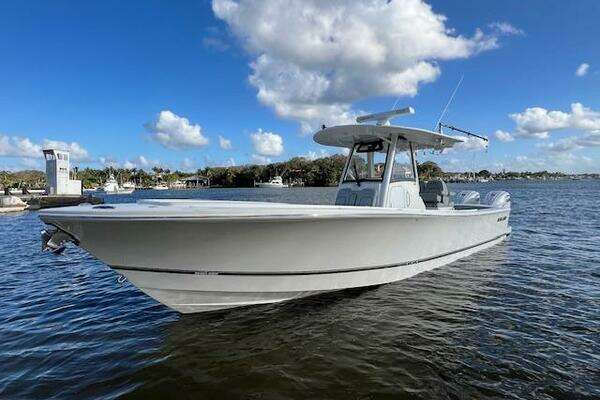 Picture Of: 2021 Regulator 34 