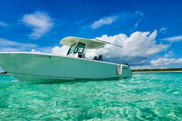 Picture Of: 2021 Sailfish 272 CC 