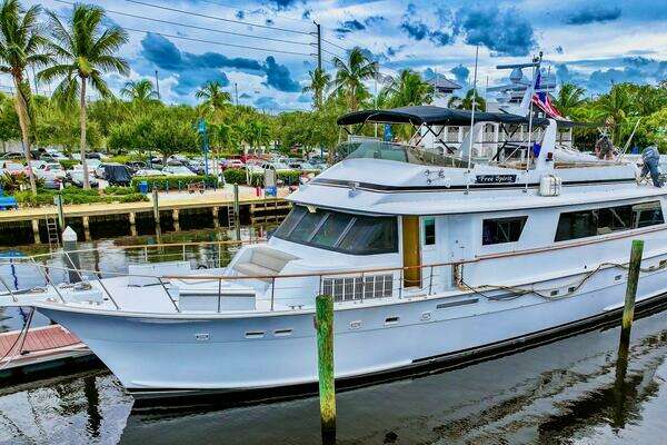 Picture Of: 1989 Hatteras 80 Cockpit Motor Yacht Free Spirit