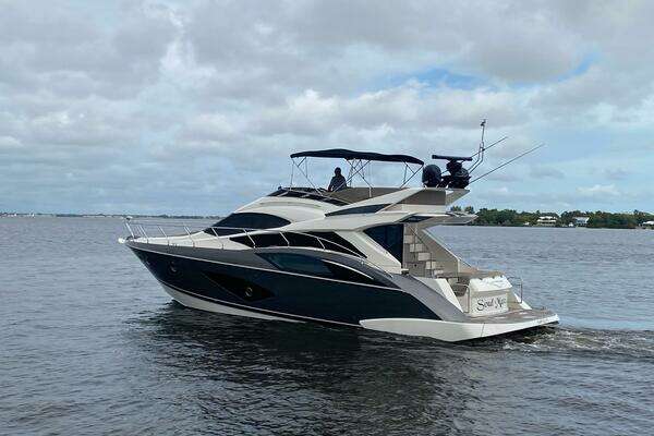 Picture Of: 2017 Marquis 500 Sport Yacht 