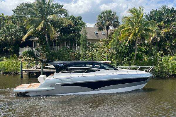 Picture Of: 2025 Real 40 HT Luxury  