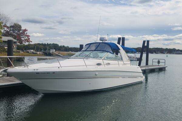 Picture Of: 1998 Sea Ray Sundancer 