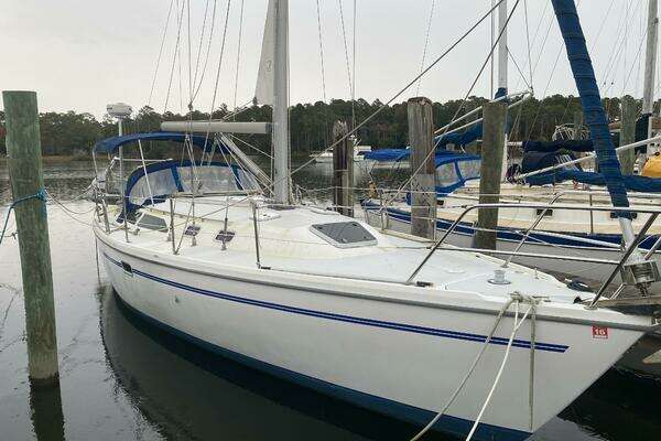 Picture Of: 1998 Catalina MKII Cool Change