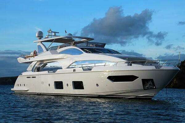 Picture Of: 2014 Azimut Grande 