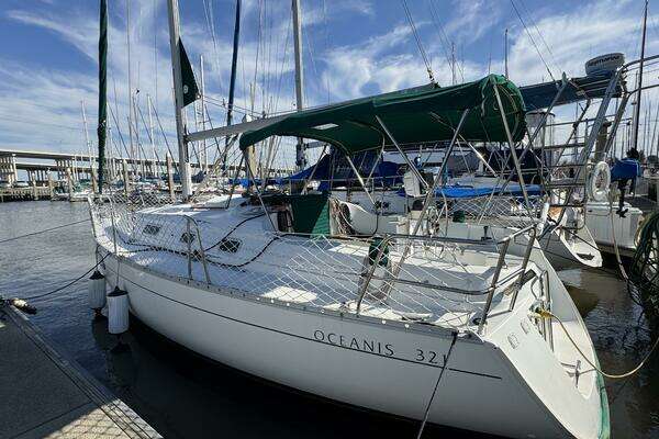 Picture Of: 1996 Beneteau Oceanis 321 Macy's Soul