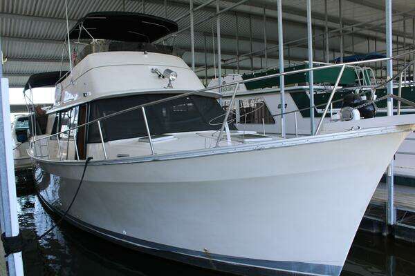 Picture Of: 1986 Mainship 40' Double Cabin Frayd Knot