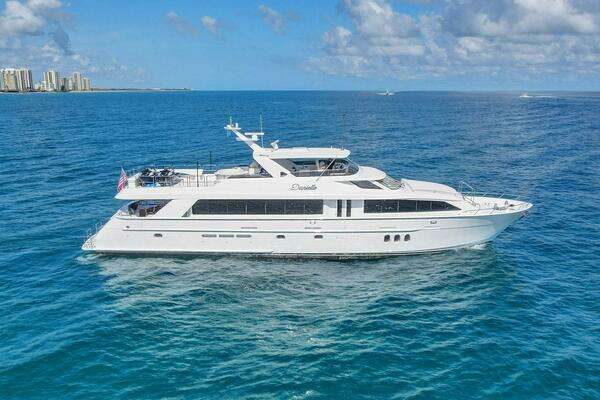 Picture Of: 2005 Hatteras  DANIELLE