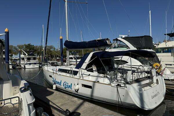 Picture Of: 2015 Beneteau Oceanis 45 Island Girl