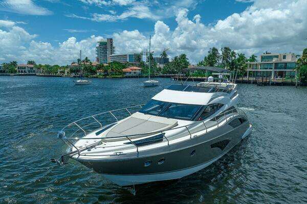 Picture Of: 2011 Marquis  Serenity
