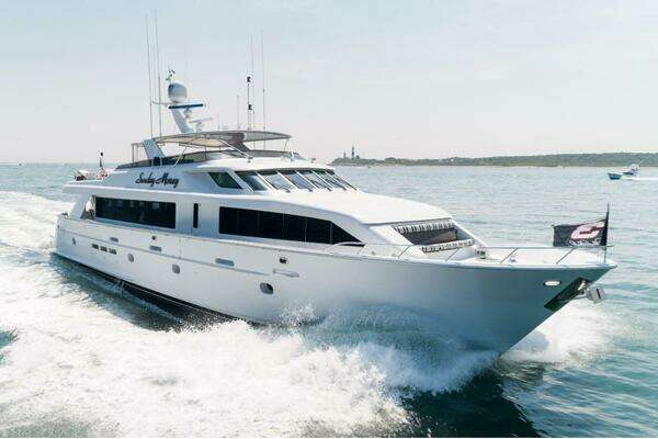 Picture Of: 2001 Hatteras 100 Motor Yacht Sunday Money