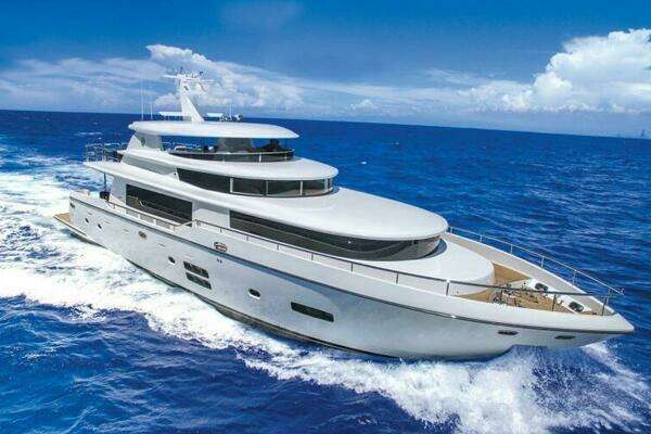 Picture Of: 2026 Johnson Flybridge w/Hydraulic Platform JOHNSON 93 OPEN FB