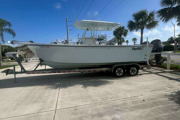Picture Of: 2022 Parker 25 Center Console 