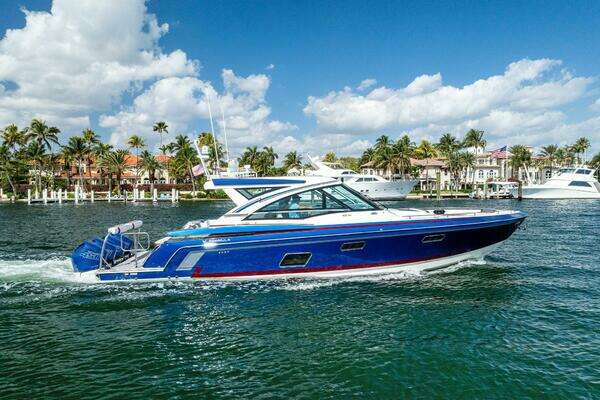 Picture Of: 2022 Formula 430 Super Sport Crossover LOGAN'S RUN