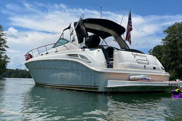 Picture Of: 2002 Sea Ray 380 Sundancer 