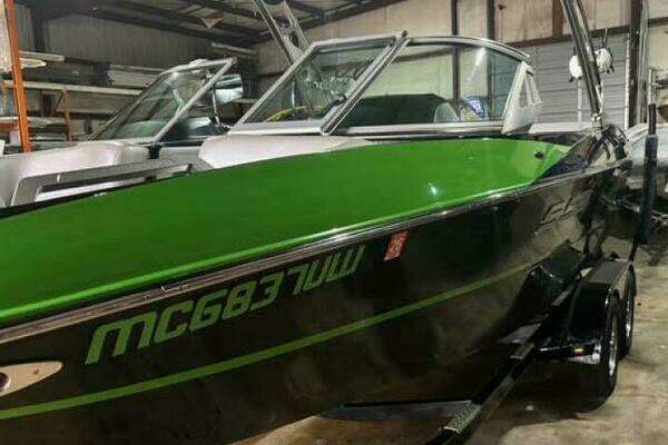 Picture Of: 2017 MB MB SPORTS B52 21 Classic 