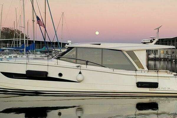 Picture Of: 2021 Greenline 39 Hybrid - Great Loop Harbor Lights