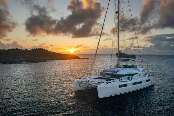 Picture Of: 2020 Lagoon  Esperanza