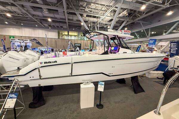 Picture Of: 2026 Wellcraft 38 T-Top In Stock
