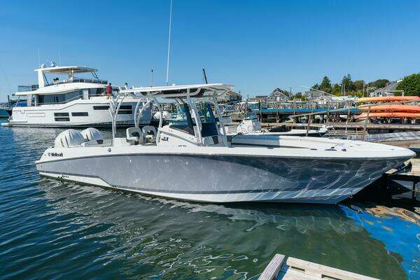 Picture Of: 2024 Wellcraft 302 In Stock