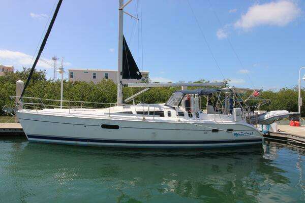 Picture Of: 2002 Hunter 410 MEDICINAL