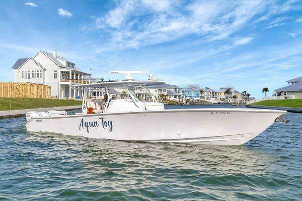 Picture Of: 2023 Jupiter 43 Center Console Aqua Toy