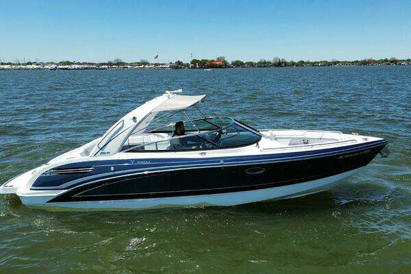 Picture Of: 2022 Formula 290 BR 