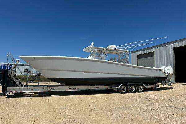 Picture Of: 2022 Freeman 42LR 