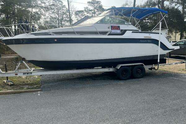 Picture Of: 1989 Carver 2557 Montego Carver