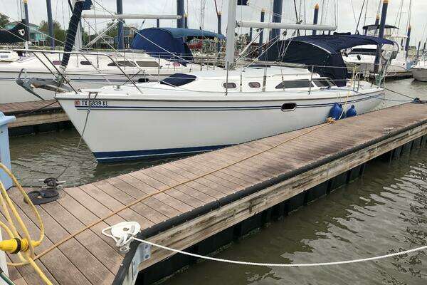Picture Of: 2005 Catalina 320 