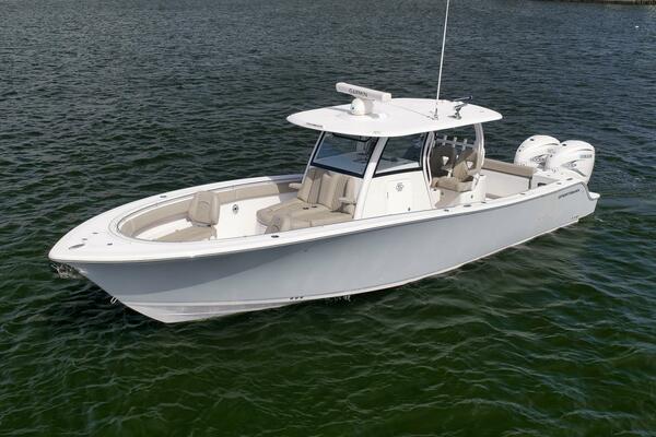 2022 Sportsman 352
