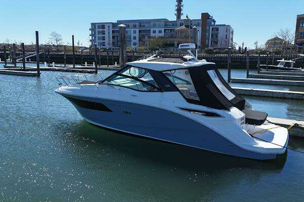 Picture Of: 2023 Sea Ray 320 Sundancer 