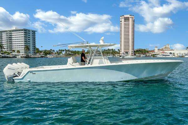 Picture Of: 2019 SeaVee 390Z 