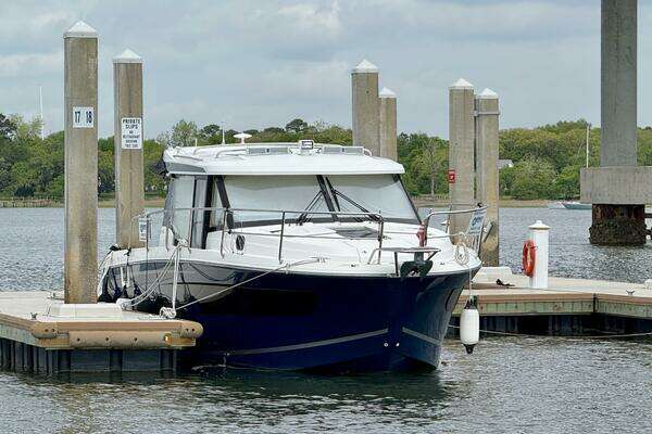 Picture Of: 2022 Jeanneau NC 1095 Coupe Remotely Workin'